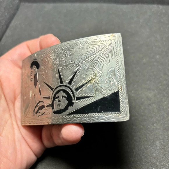 Vintage Alpaca Engraved Statue Of Liberty Silver Tone And Enamel Belt Buckle - Picture 10 of 11